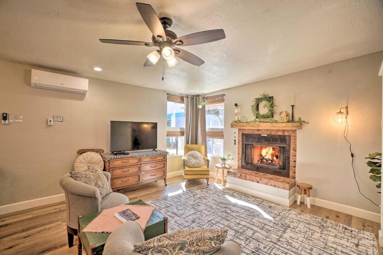 Central Williams Studio With Fireplace On Route 66! Lejlighed Eksteriør billede